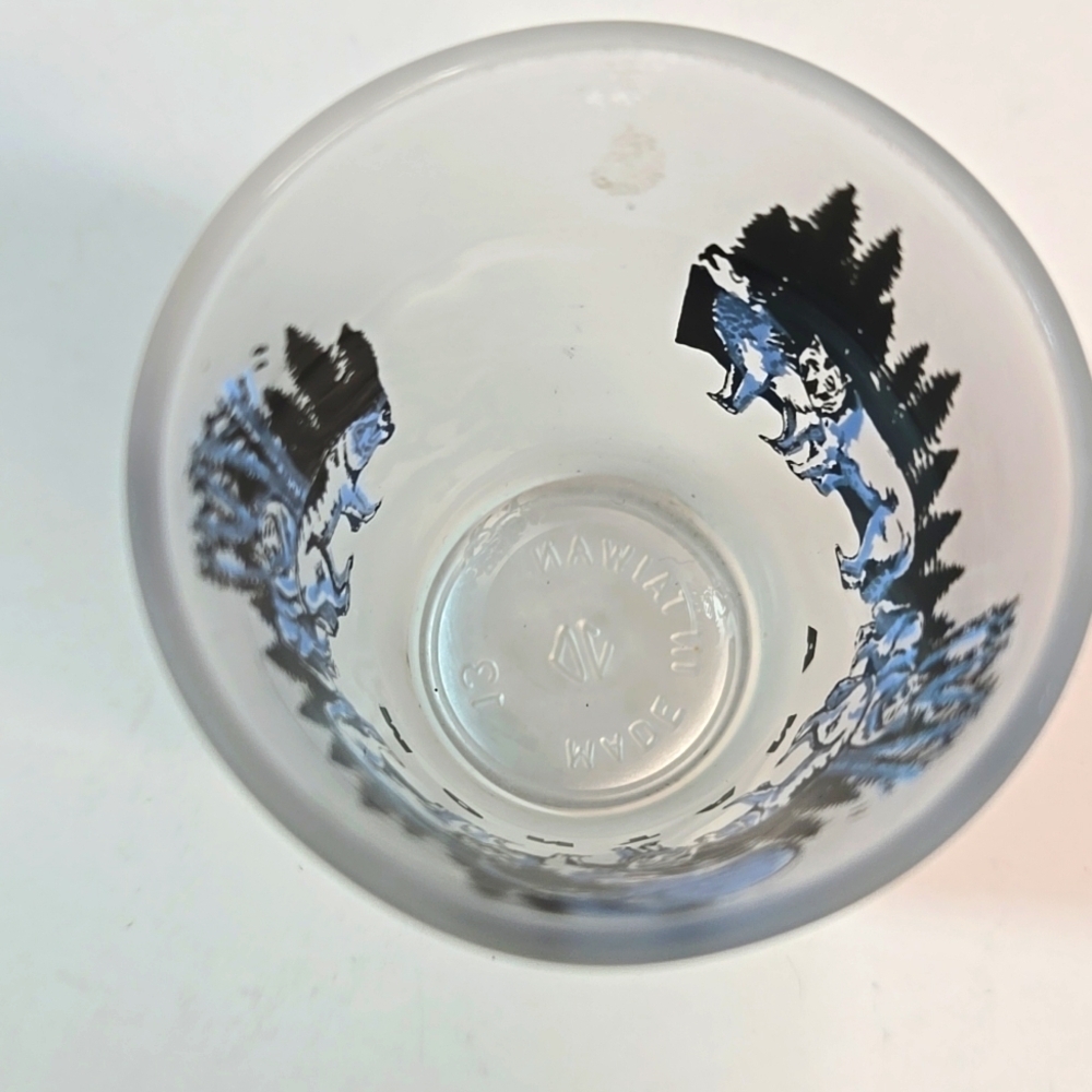 Set of 2 Vintage Shot Glasses Montana Wolf Design & Federal Mini Beer Mug - Picture 5 of 15